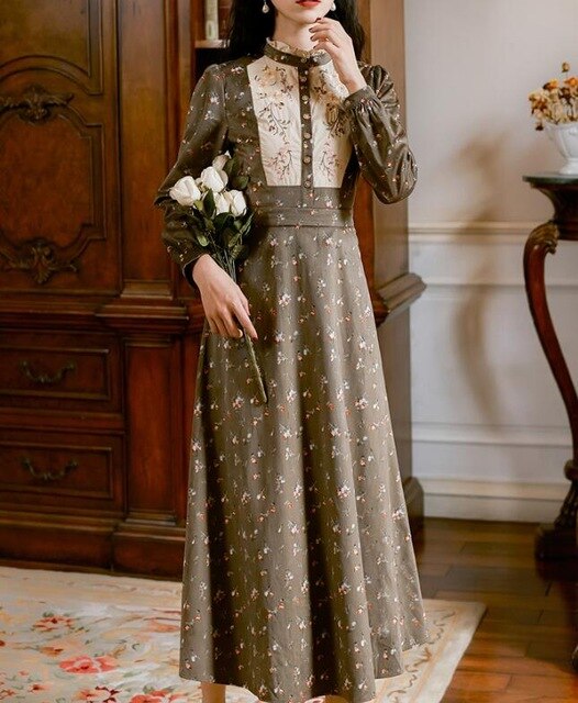 2019 Autumn Winter New Arrival Elegant  Retro Stand  Collar Long  Sleeve Flower Embroidery Woman Long  Velevt Dress